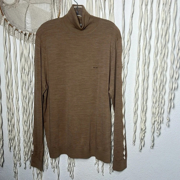 Men’s Adolfo Dominguez Tan Merino Wool Turtleneck Sweater Size Large - Picture 1 of 11